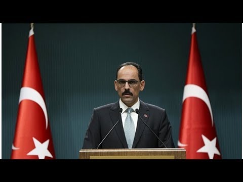 Ticaret savaşında ABnin gizli silahı: Juncker, Trumpı renkli ve çok basit bilgi kartları kullanarak ikna etti Ticaret savaşında ABnin gizli silahı: Juncker, Trumpı renkli ve çok basit bilgi kartları kullanarak ikna etti